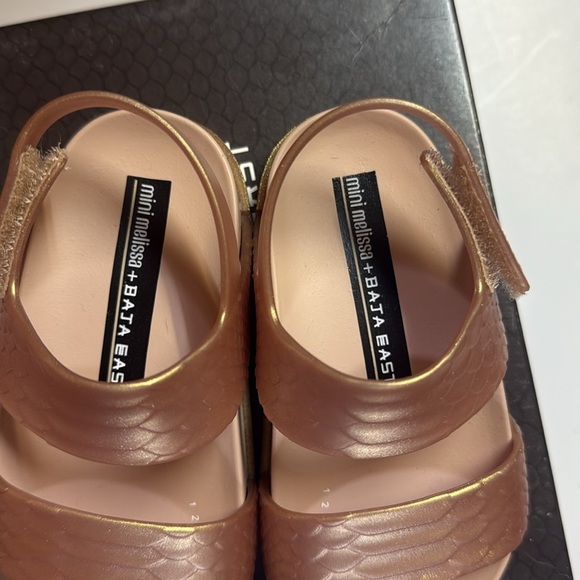 Mini Melissa sandals (new) - Picture 2 of 4